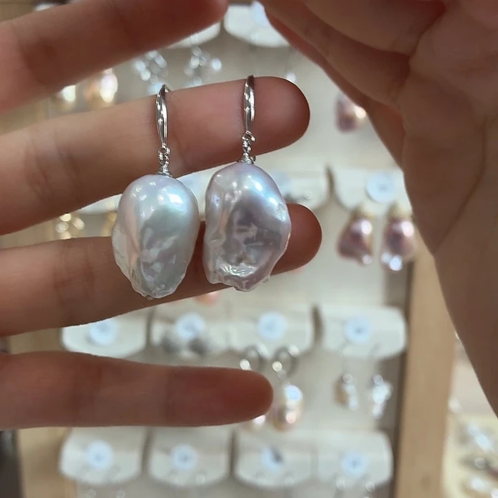 银S925镶嵌耳饰淡水珍珠