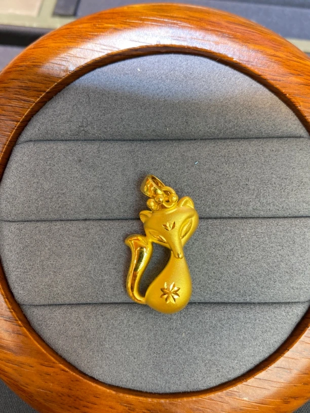 足金999狐狸吊坠