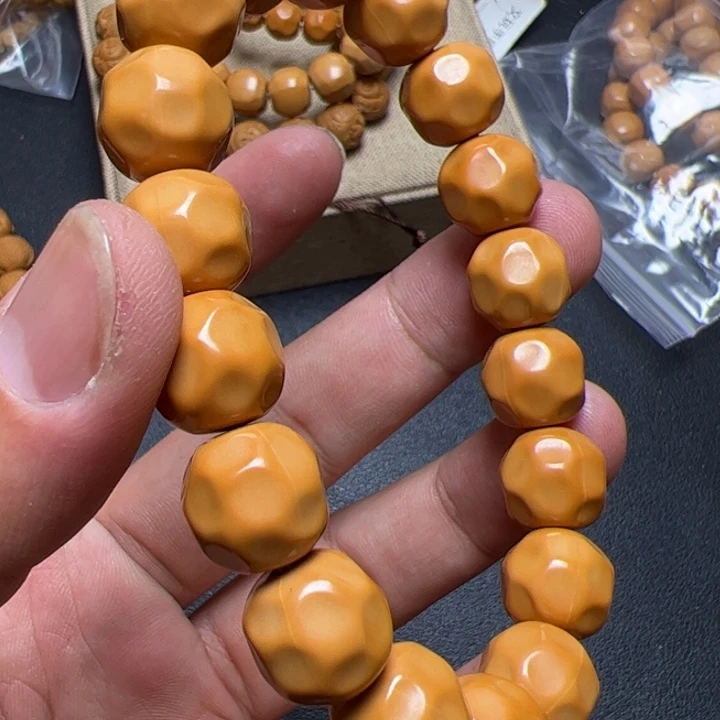 猴头核桃手串啦啦啦