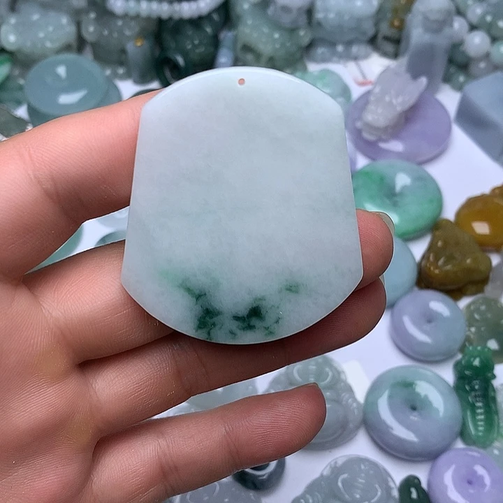 翡翠未镶嵌颈饰天然翡翠