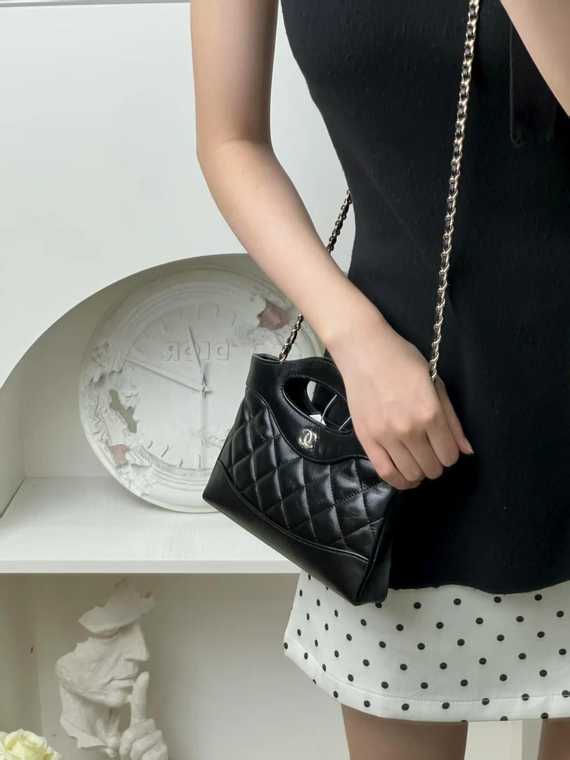 99新 Chanel/香奈儿 31bag nano黑金斜挎包/优品