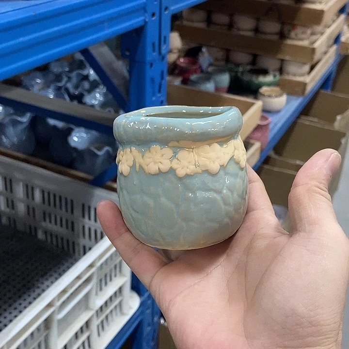 花盆单场满9.9发货7*7.5