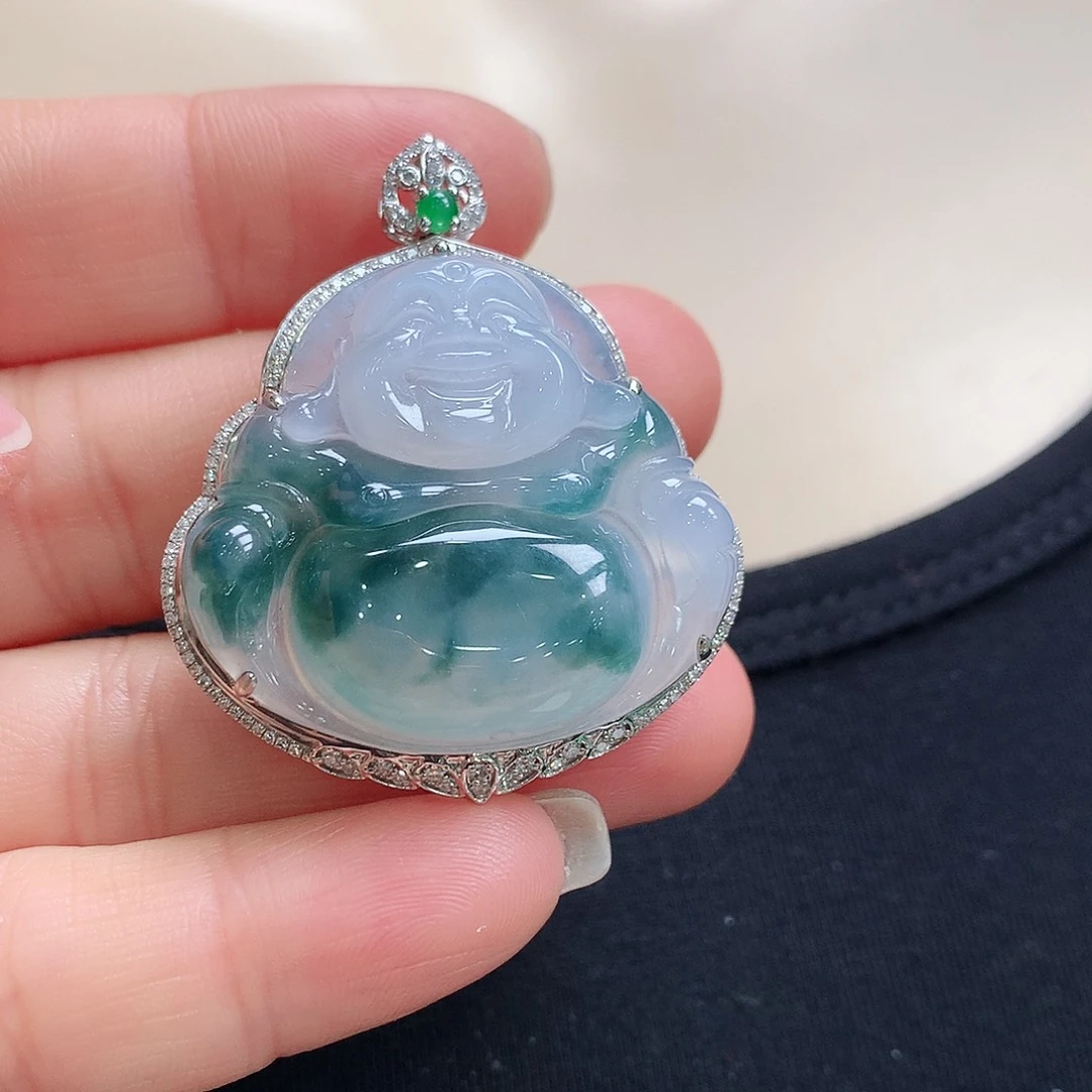 翡翠颈饰18K金镶嵌佛公