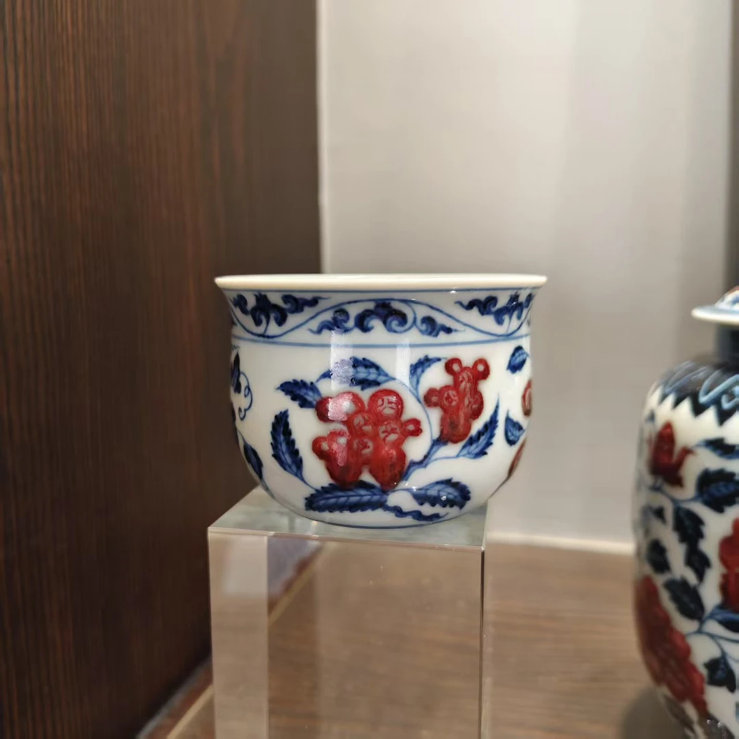 【瓷见如故】古官青花釉里红三多纹墩墩杯