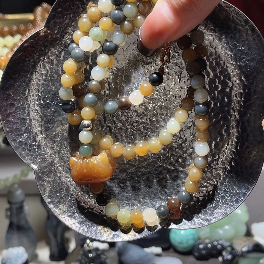 和田玉未镶嵌颈饰楼兰多圈