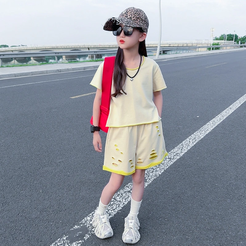 女童短袖短裤套装夏季2025新款儿童运动服女孩破洞薄款长裤两件套