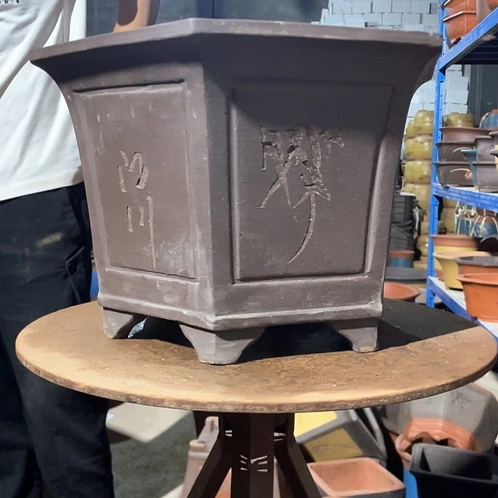 40紫泥刻绘六方花盆