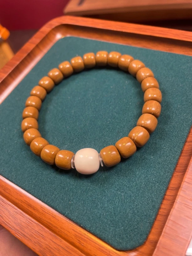 【毕业级】实心紫金鼠黄金甲.