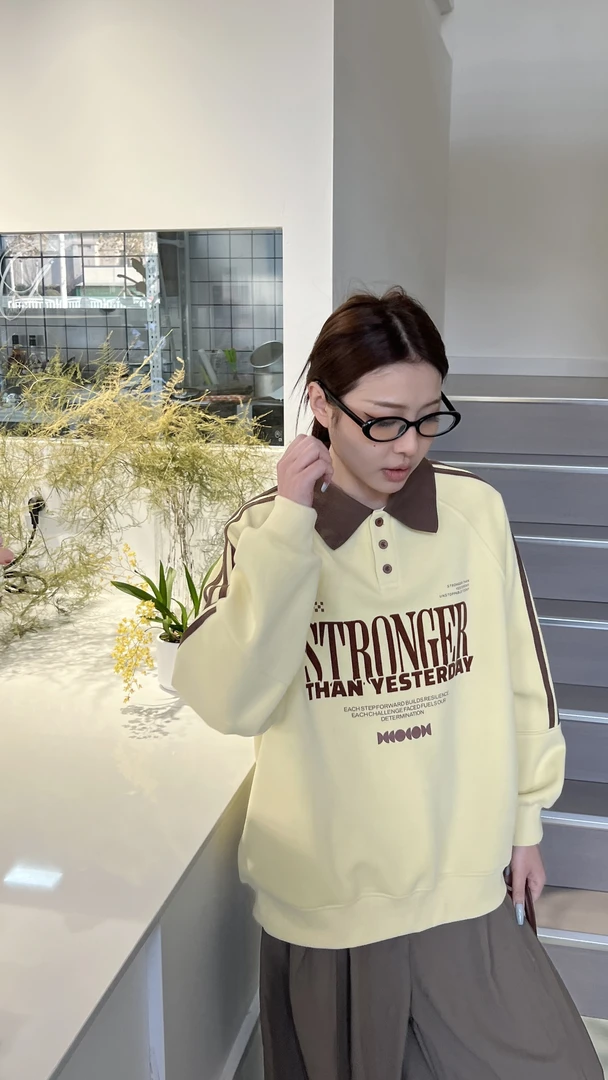 2527春款时尚百搭拉条polo领韩版字母卫衣