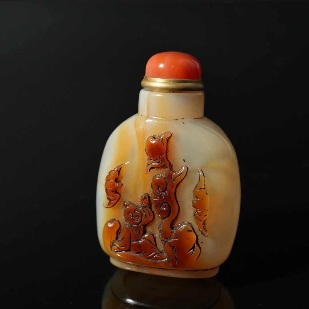 清代玛瑙福瑞童子鼻烟壶LFJ250329022