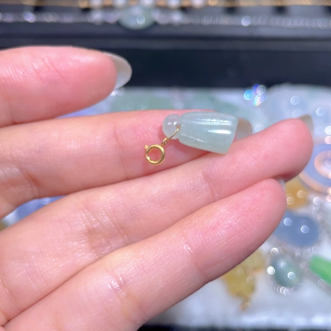 颈饰18K金镶嵌翡翠翡翠