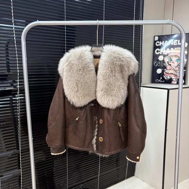 【YT】“日落晚风”复古做旧短款狐狸毛领皮毛一体外套女