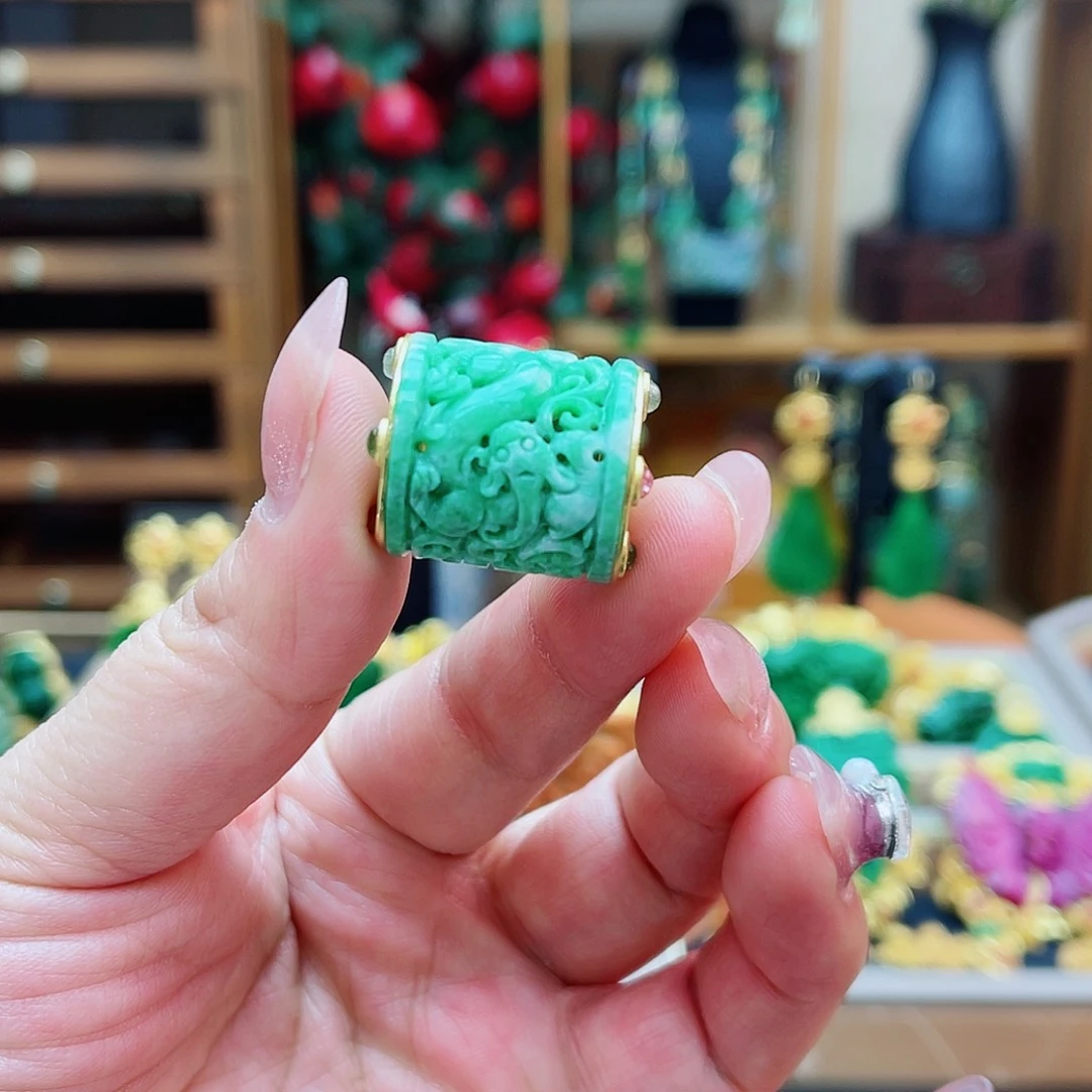 颈饰合金翡翠48小时鉴赏期