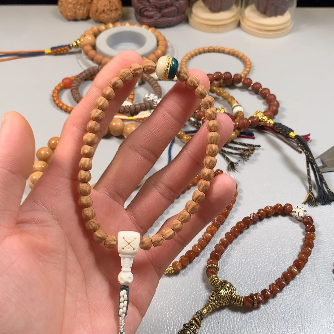 柏香籽/百香籽吊坠。。。。。。。。。。。