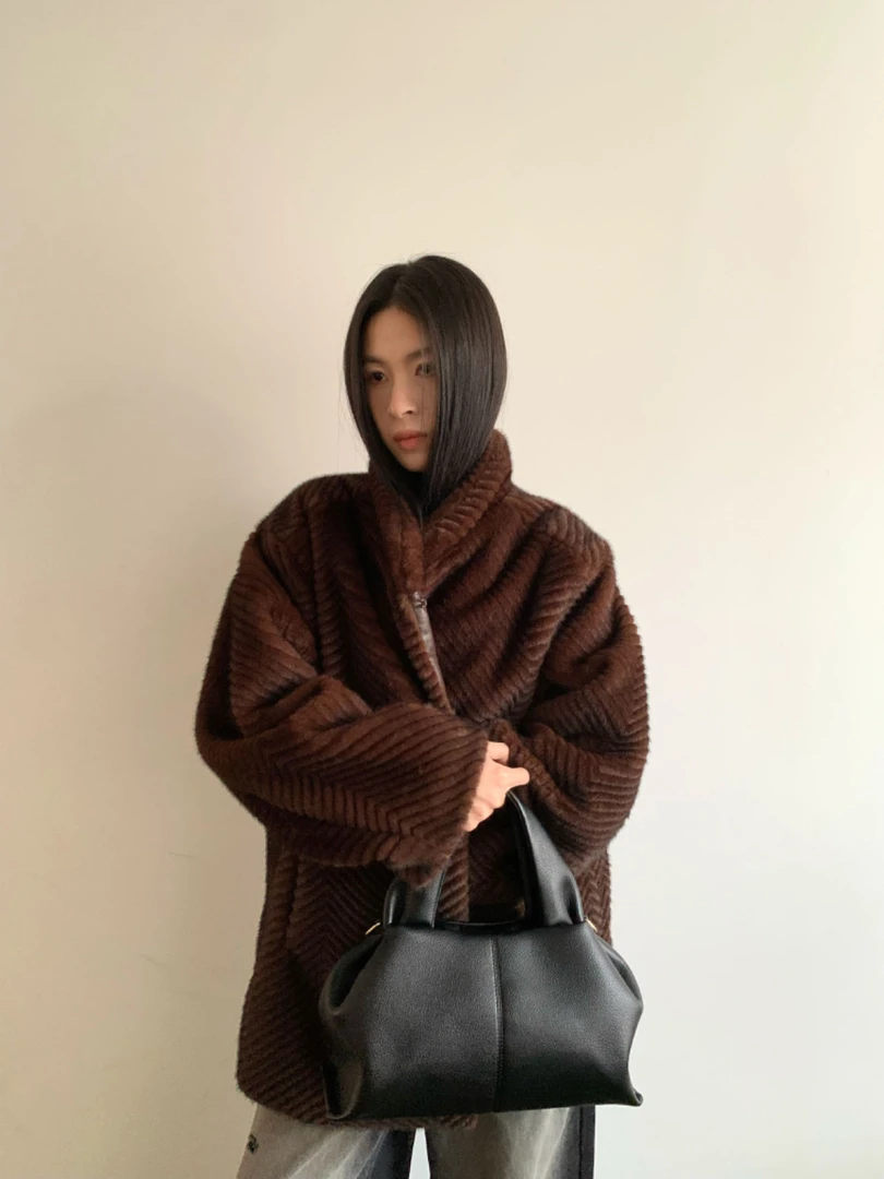 【高高专属】复古高级感手割仿真毛外套 6C533