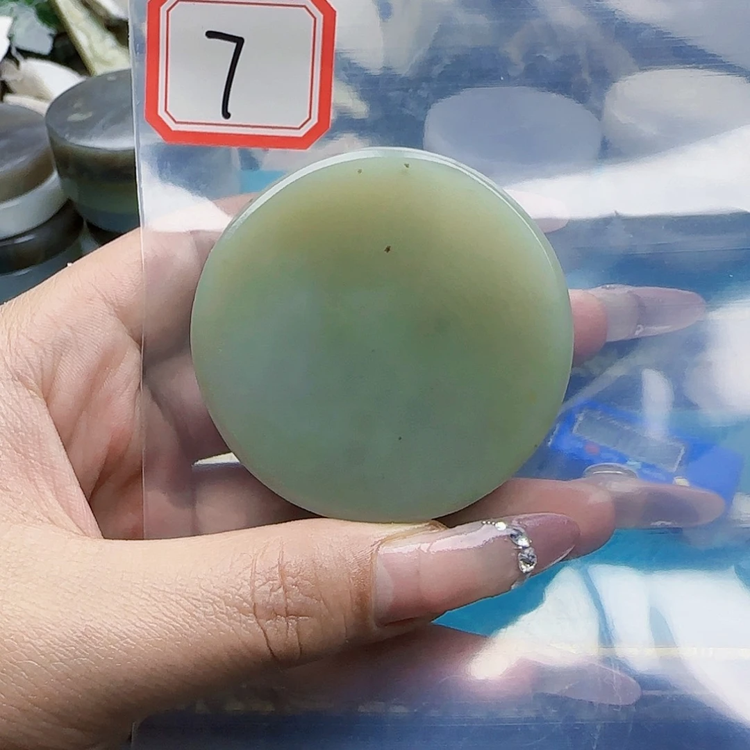 和田玉未镶嵌珠宝半成品