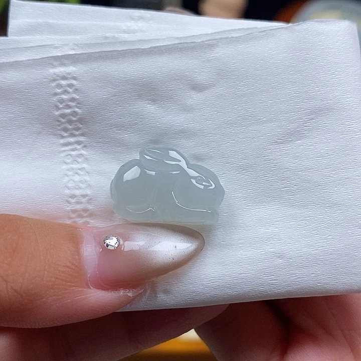 翡翠挂件未镶嵌吊坠