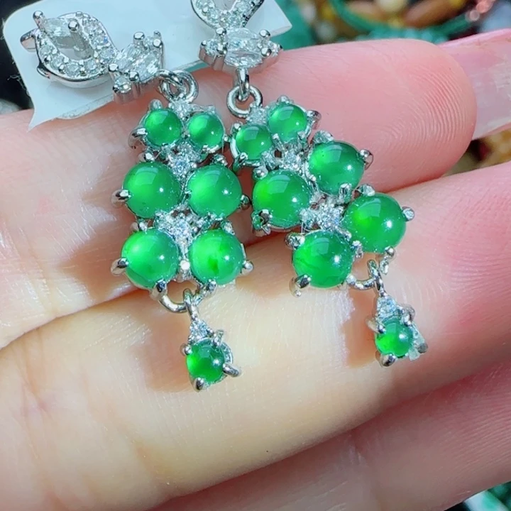 翡翠未镶嵌颈饰天然A货16