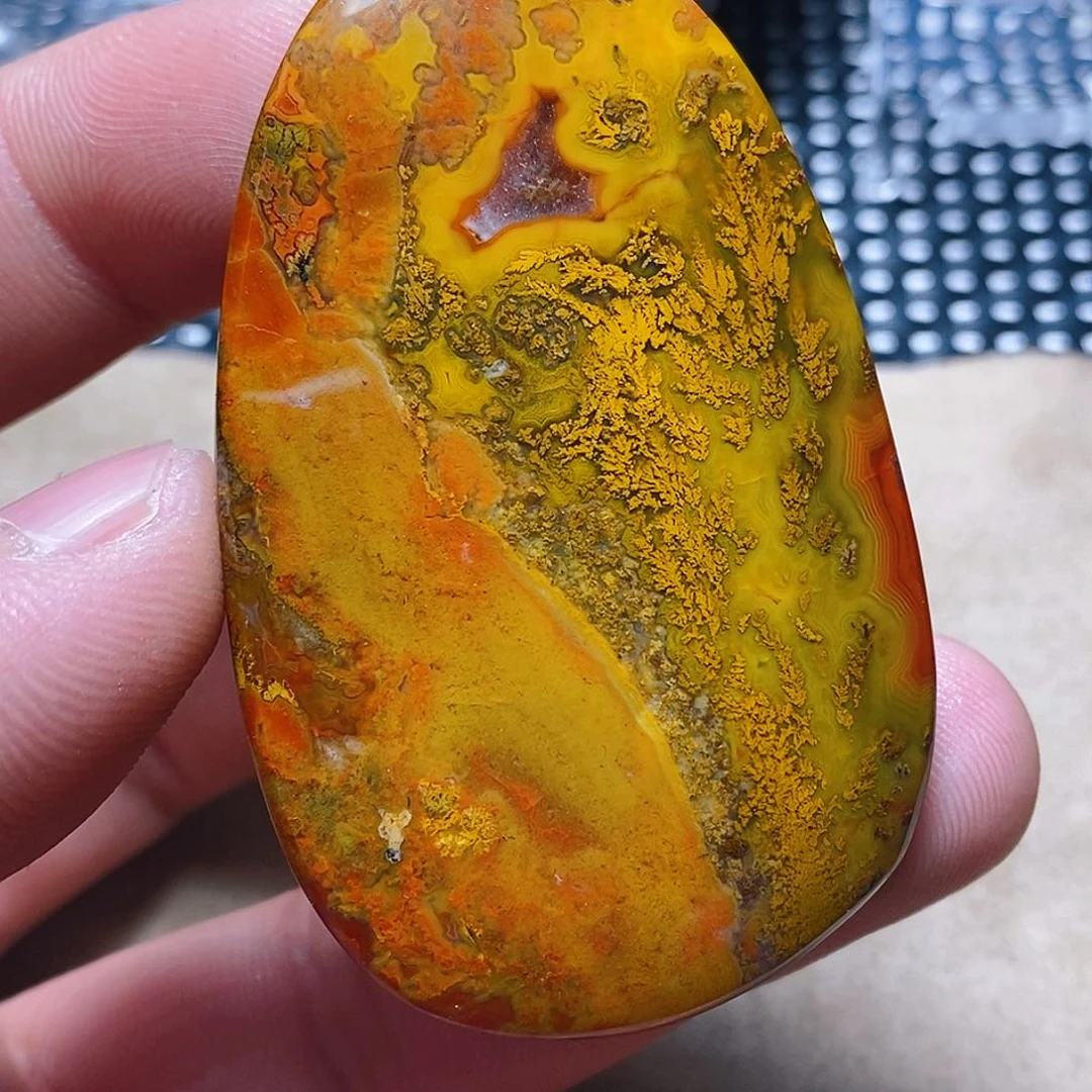 玛瑙/玉髓颈饰未镶嵌曾*