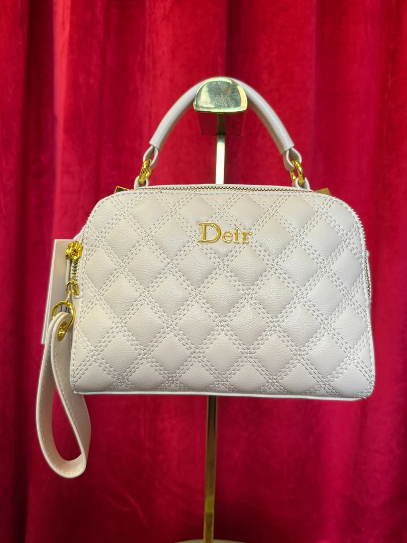 【阿朵福利】2025潮流女士手提包399