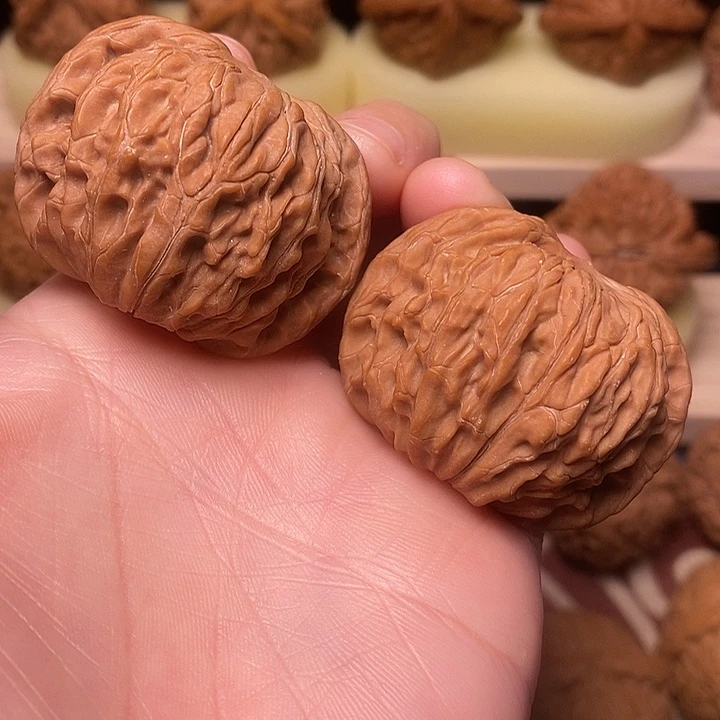 文玩核桃吊坠43正磨