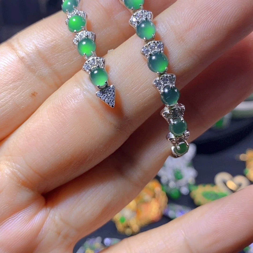 翡翠银S925镶嵌颈饰天然翡翠