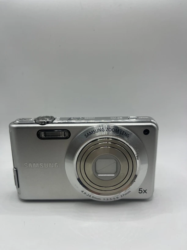 95新 Samsung/三星 三星st70银色复古ccd数码相机学生卡片机