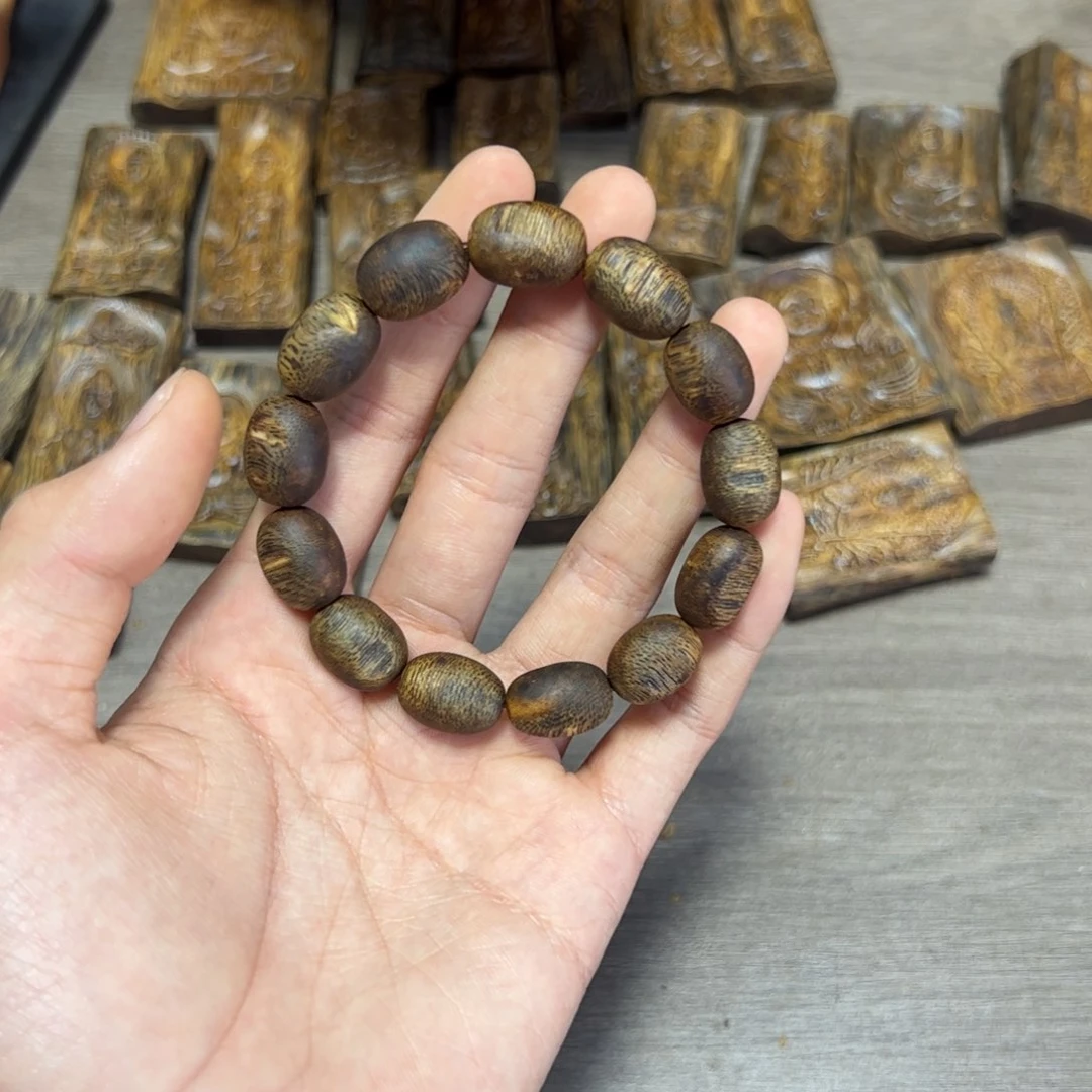 沉香木手串糖结留疤11.7克