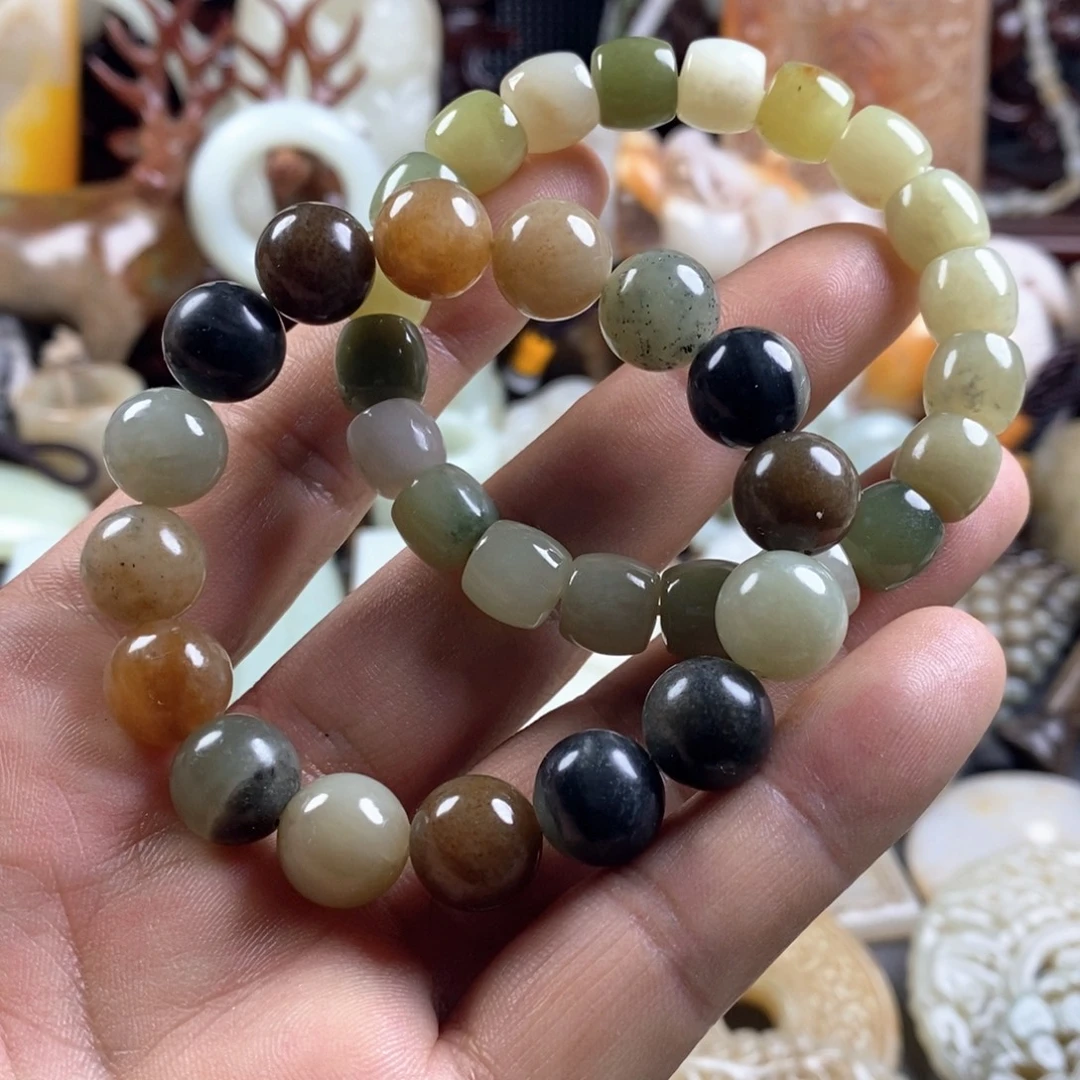 和田玉（糖玉）未镶嵌颈饰