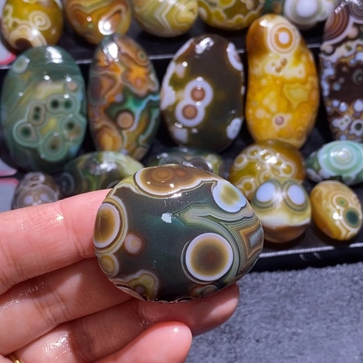 玛瑙/玉髓未镶嵌珠宝半成品27