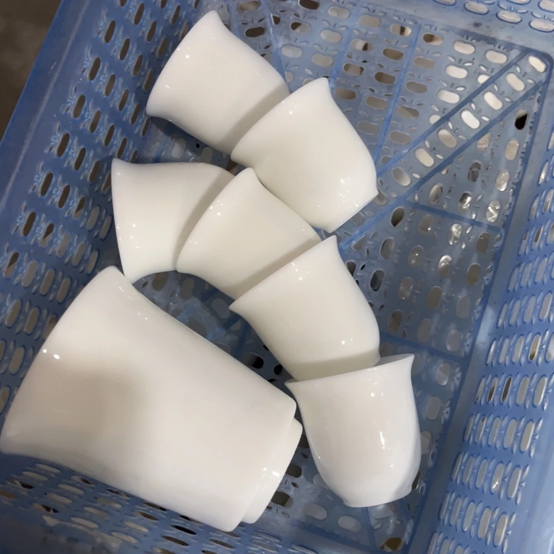 青***材德化陶瓷德韵茶器，点点关注
