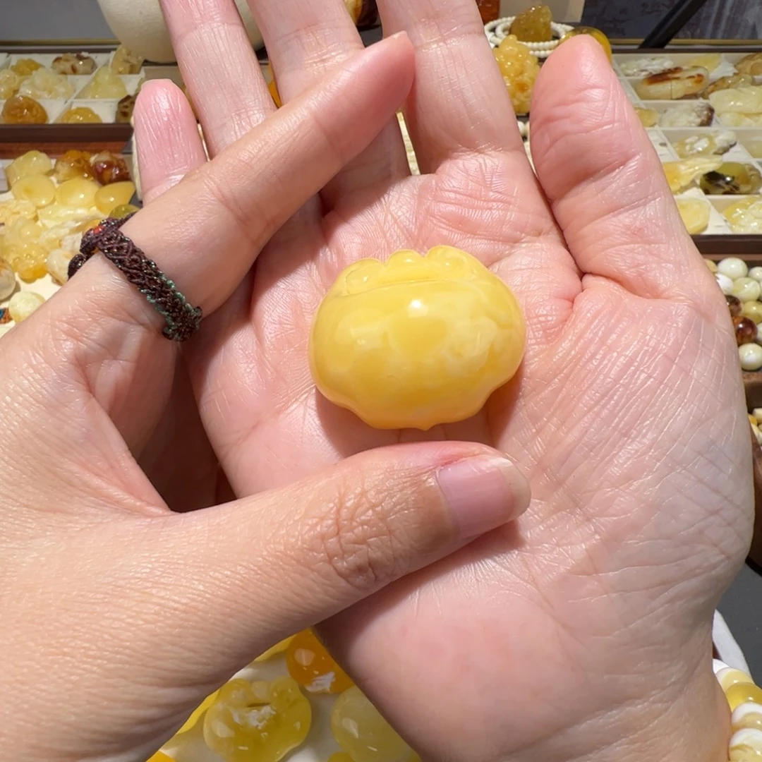 琥珀未镶嵌裸石蜜蜡