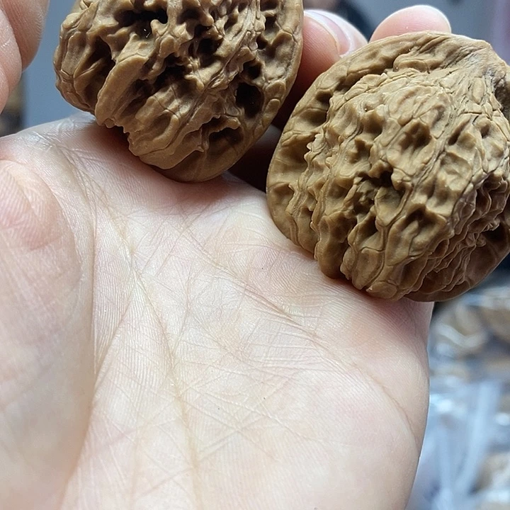 把件文玩核桃40红狮子油小众