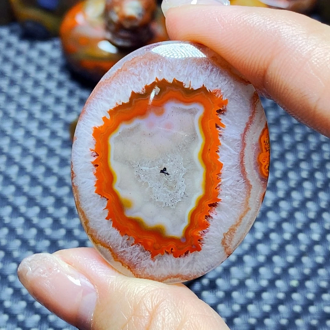 未镶嵌颈饰玛瑙/玉髓壹*哥