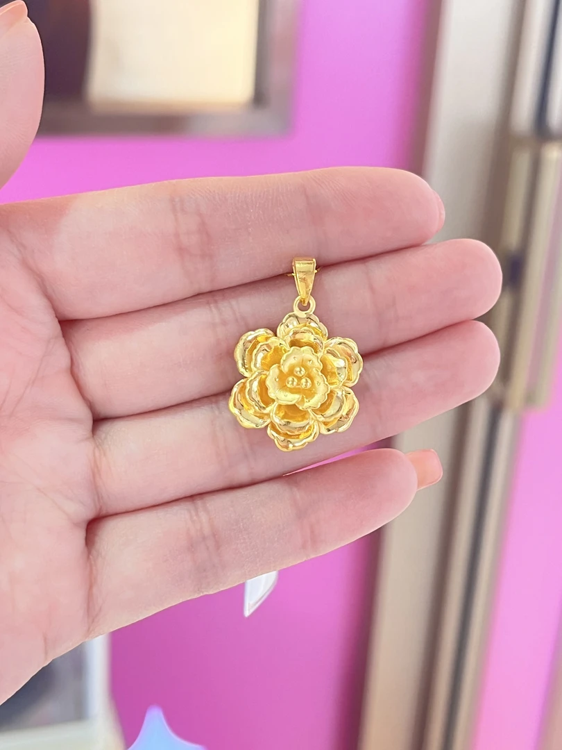 足金花花吊坠2.83克