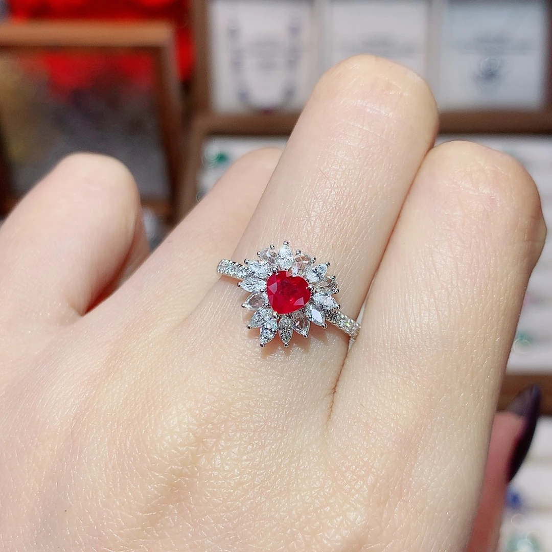 戒指红宝石18K金镶嵌0.50ct/天然宝石/七天无理由