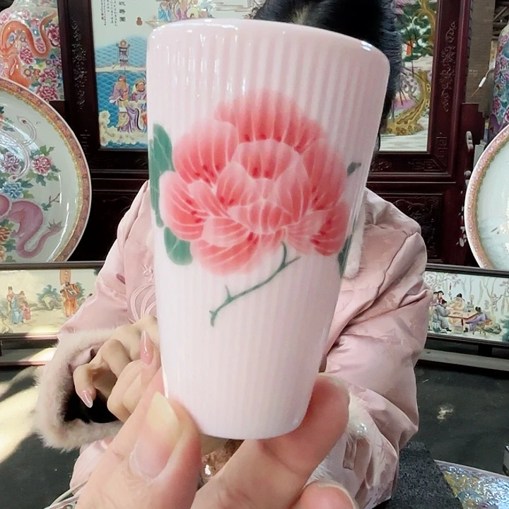 陶摆件景德镇高温陶瓷红希希芙蓉花杯子