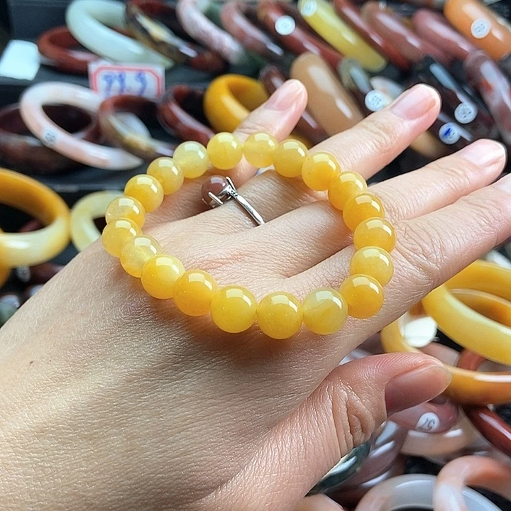 石英质玉手链未镶嵌知**乐