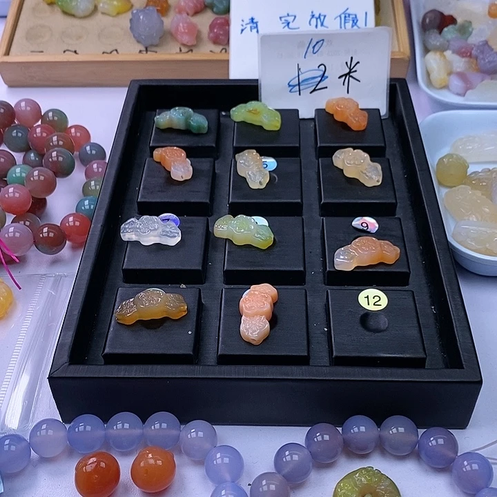 玛瑙/玉髓雕刻件未镶嵌J****?