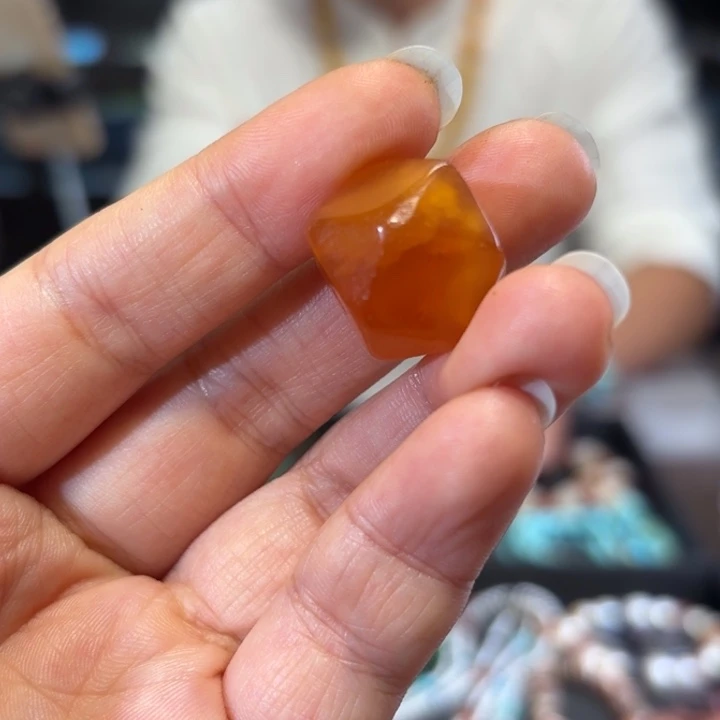 玛瑙/玉髓未镶嵌颈饰玛瑙