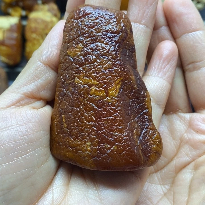 定制琥珀未镶嵌青****门蜜蜡定制