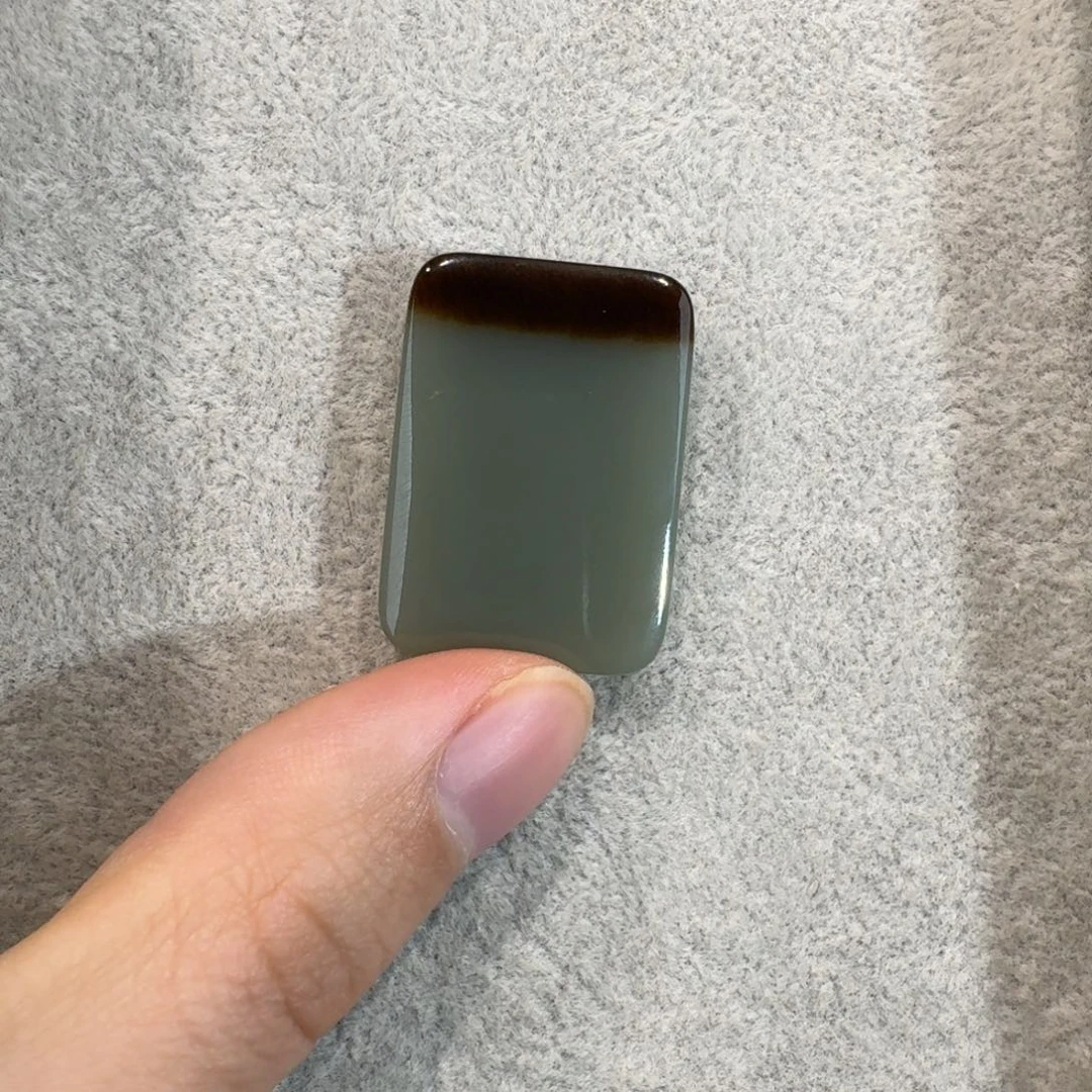 和田玉未镶嵌吊坠(赠链)且末糖35✖️25无事牌