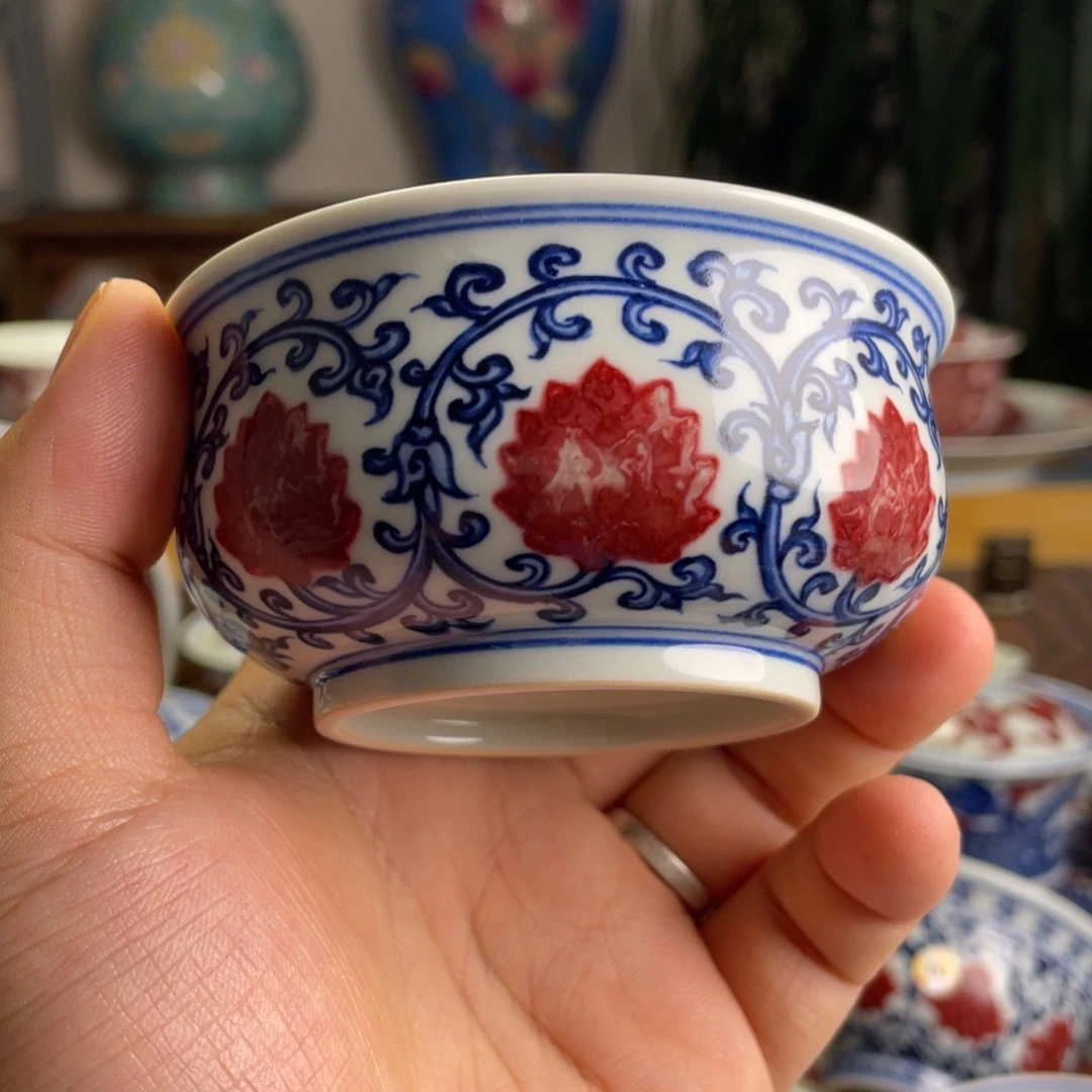 釉里红金刚莲双线杯子