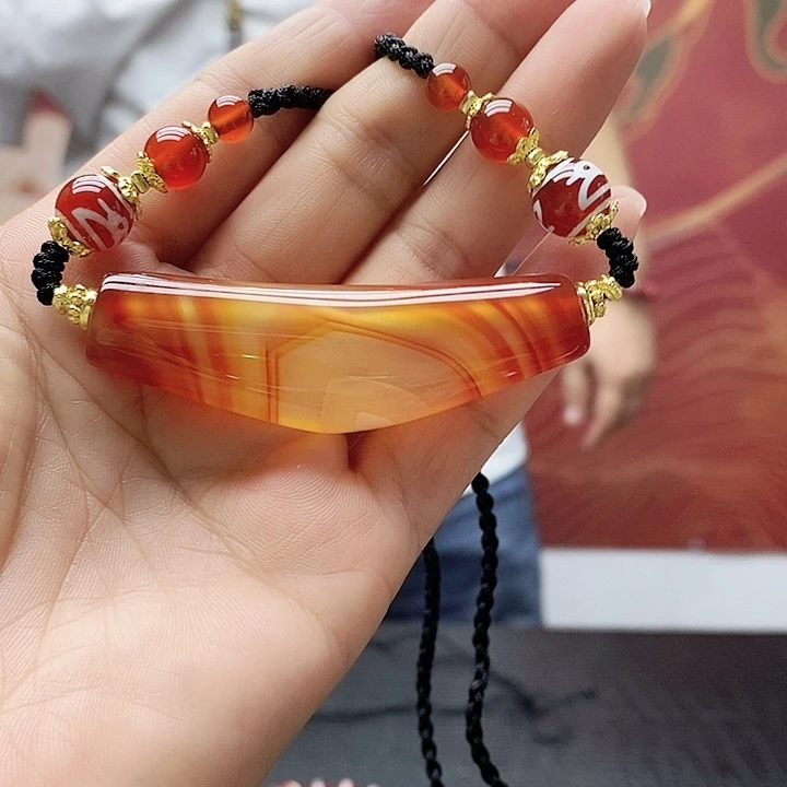 玛瑙/玉髓合金颈饰