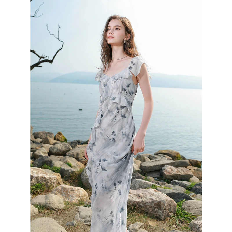 三彩2025夏季新款雪纺碎花荷叶边无袖连衣裙法式A字鱼尾长裙女M