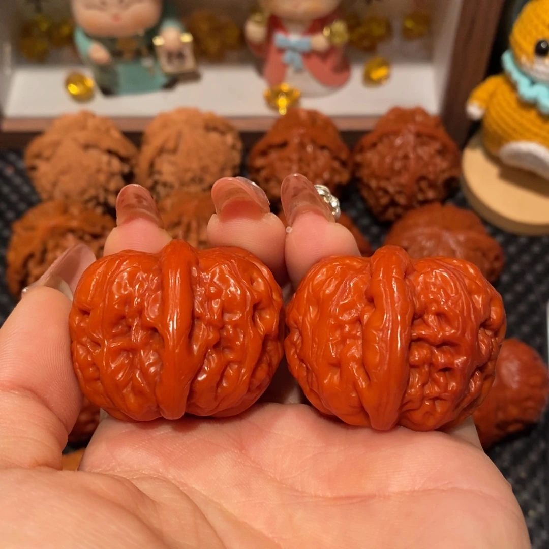 吊坠桃核39玉化平谷元宝，1066