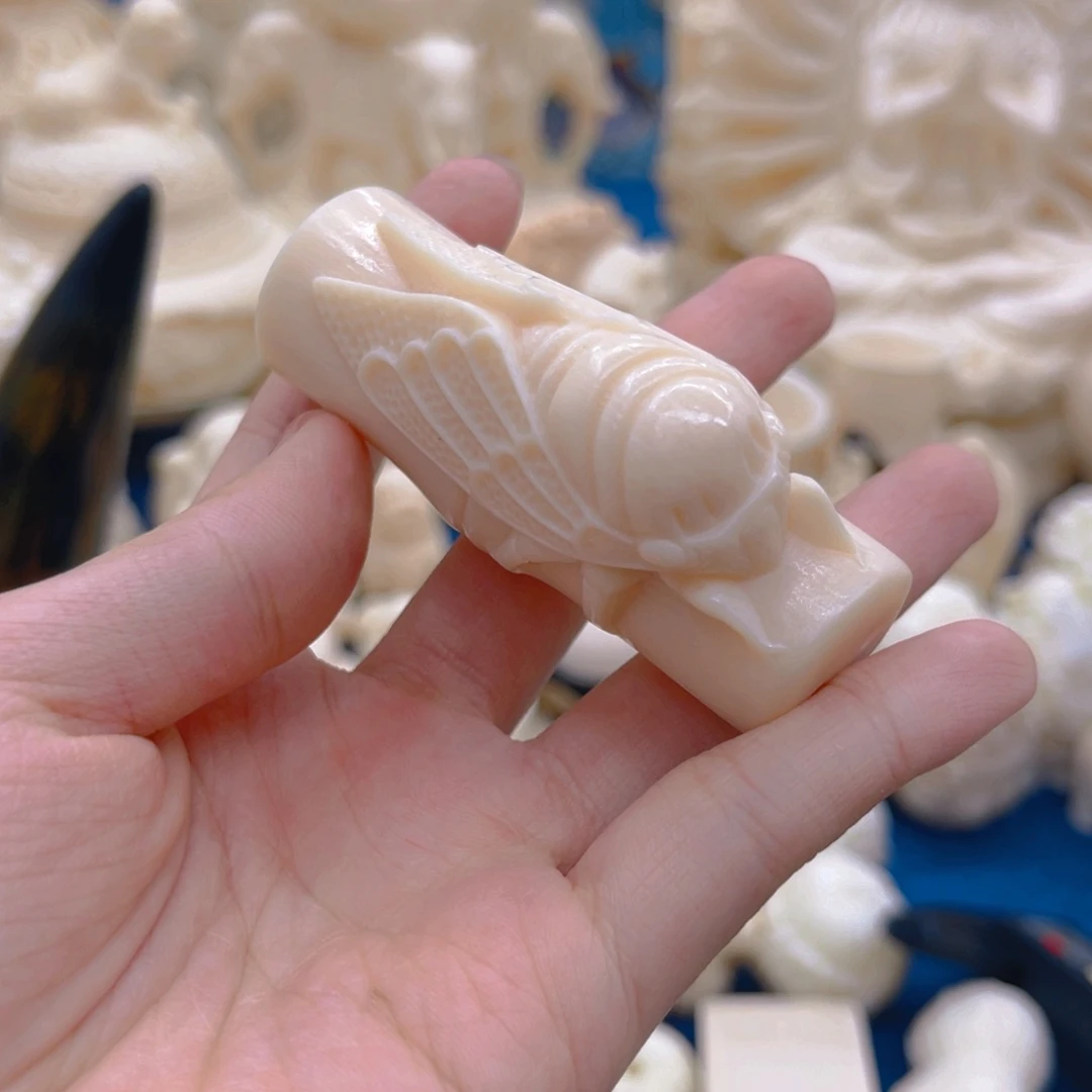 无非金属洪****鹂手把件