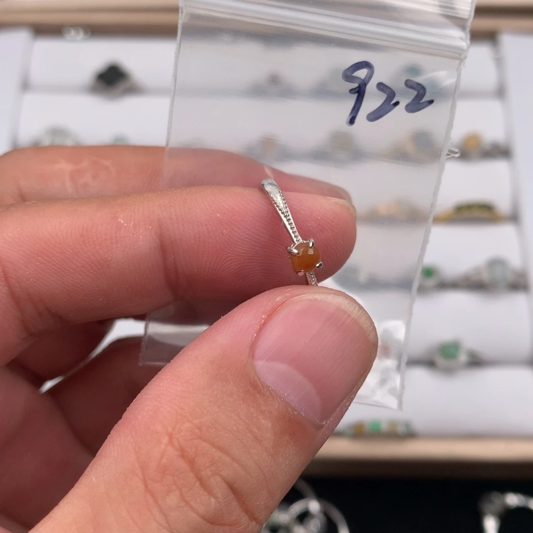 翡翠未镶嵌戒指922