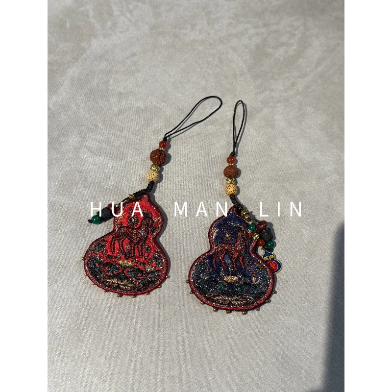 【花滿林】‘葫芦’重工刺绣香云纱挂件845