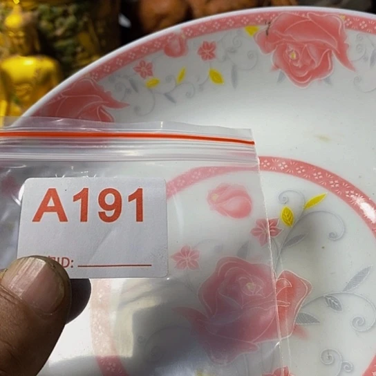 执***着瓷片我想知道为什么要